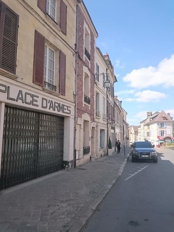 Maison De Ville Acomodação com café da manhã Magny-en-Vexin Exterior foto